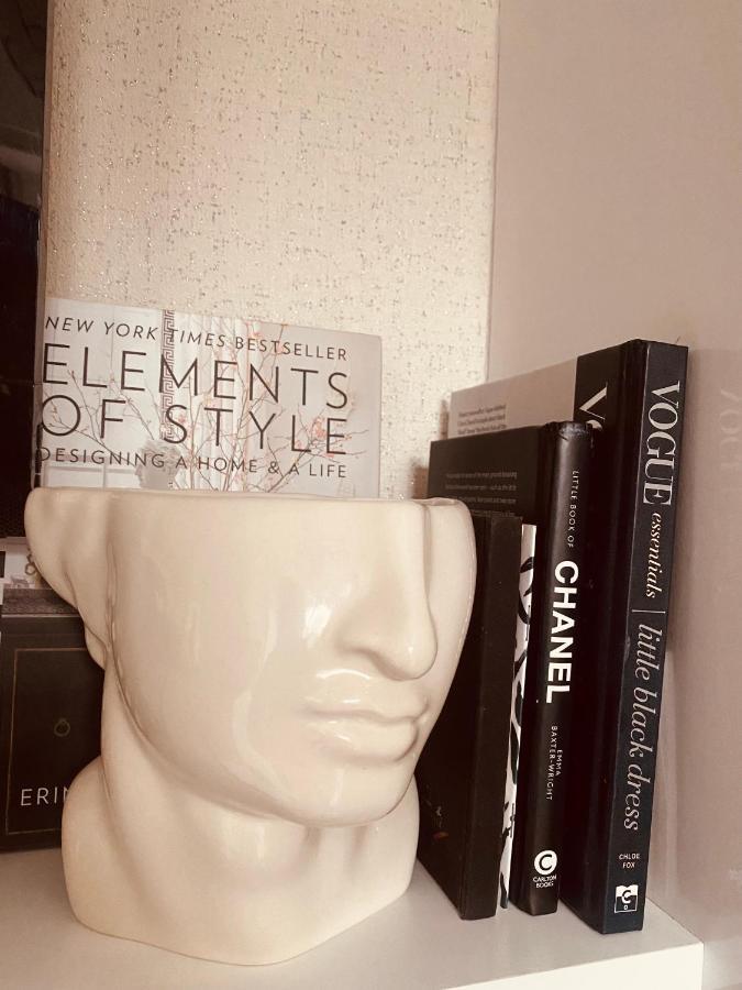 Fully Equipped In The Heart Of - Area Champs Elysees Appartement Parijs